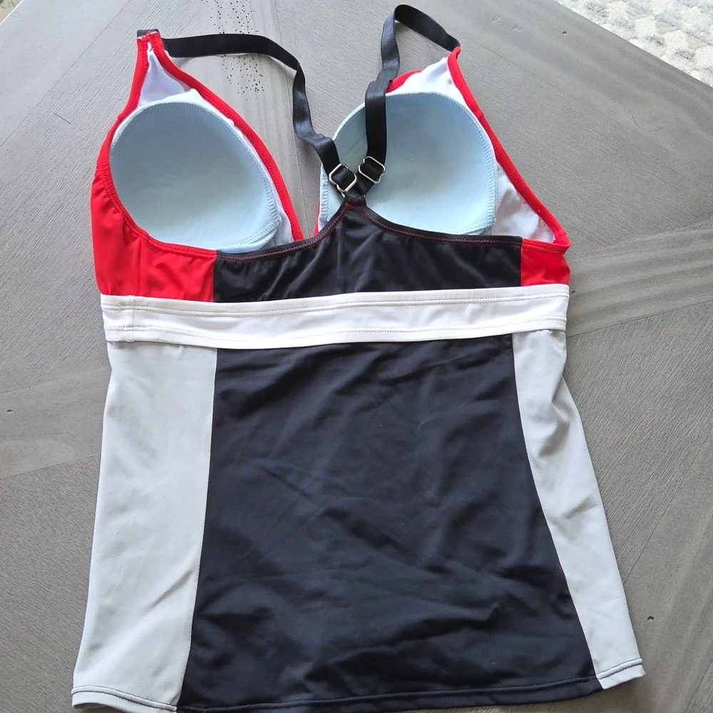 Nike Color Block Tankini Swim Top Size 6 - Picture 2 of 4